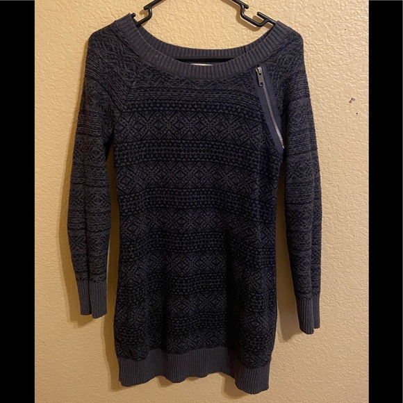 DKNY long Sweater - Picture 1 of 3